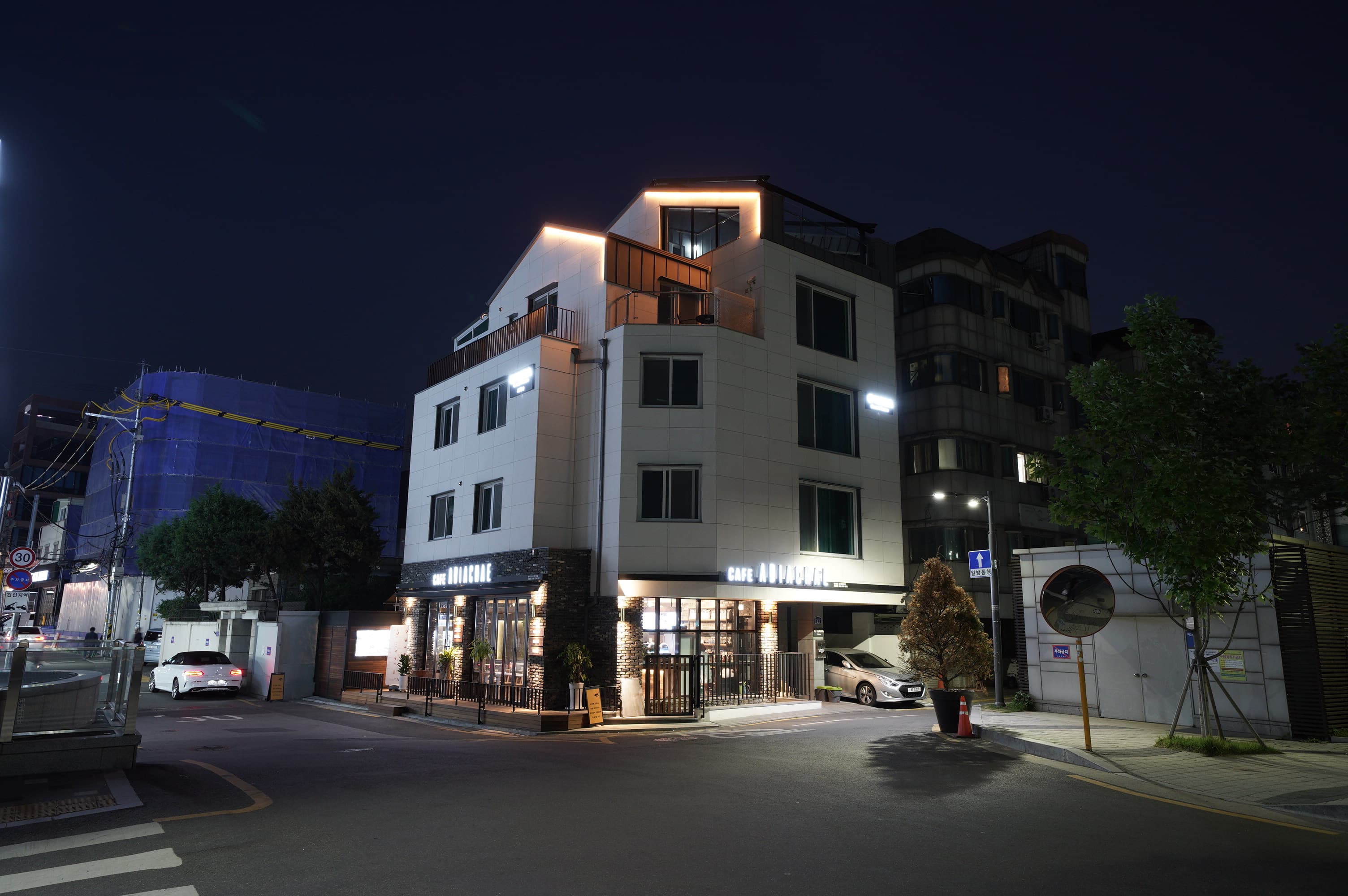 Cafe Abiachae · ground floor